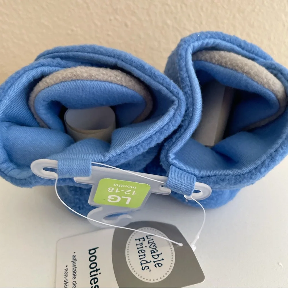 NWT Soft Soles Baby Boots Shoes 12-18 months Adjustable Closure Non-skid